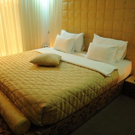 Hotel Merona SJJ Buitenkant foto