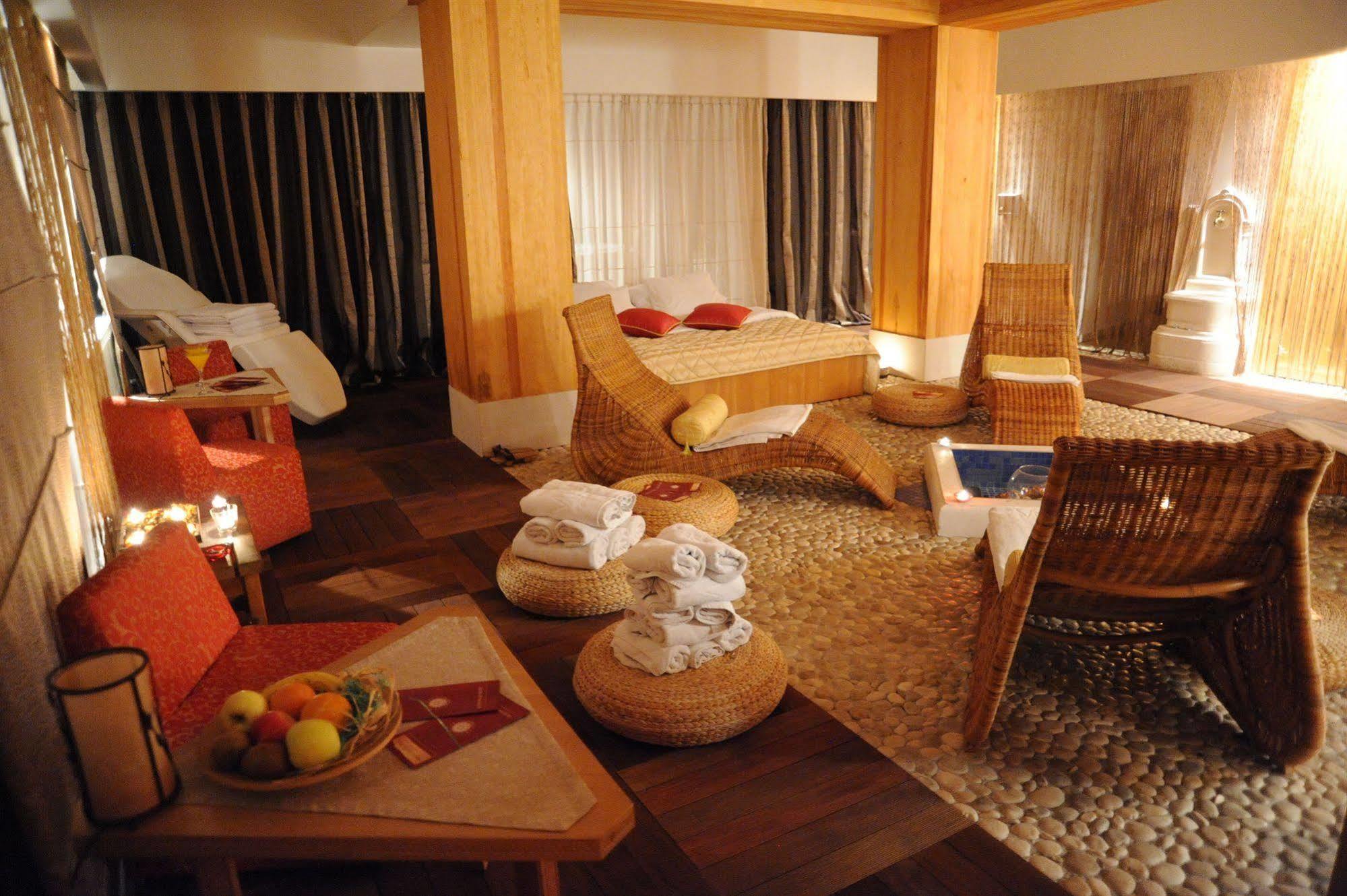 Hotel Merona SJJ Buitenkant foto